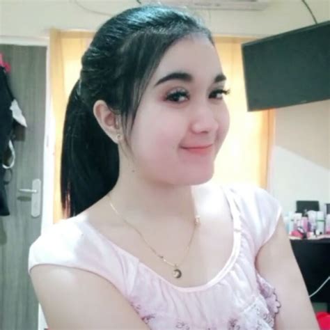 Bokep Indo Tante Cantik Enak Banget Colmeknya Mendesah